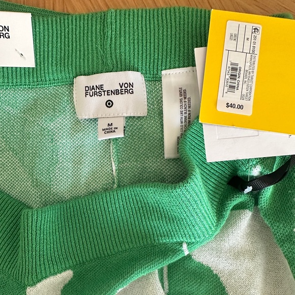 Diane Von Furstenberg Green Ginkgo Knit Flare Pants NWT - DVF for Target - Picture 4 of 4